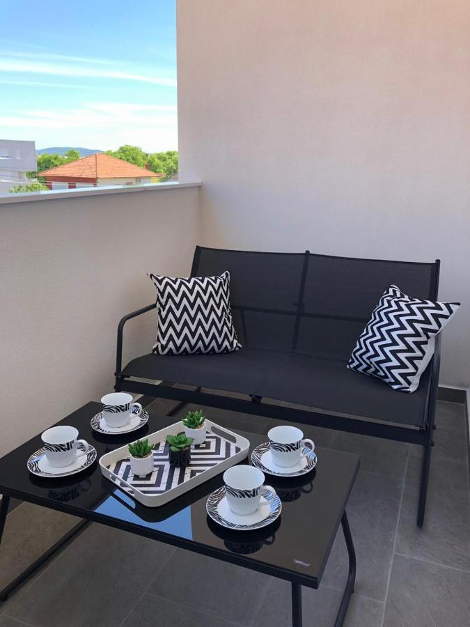 Apartman Luce Daire Bibinje Dış mekan fotoğraf