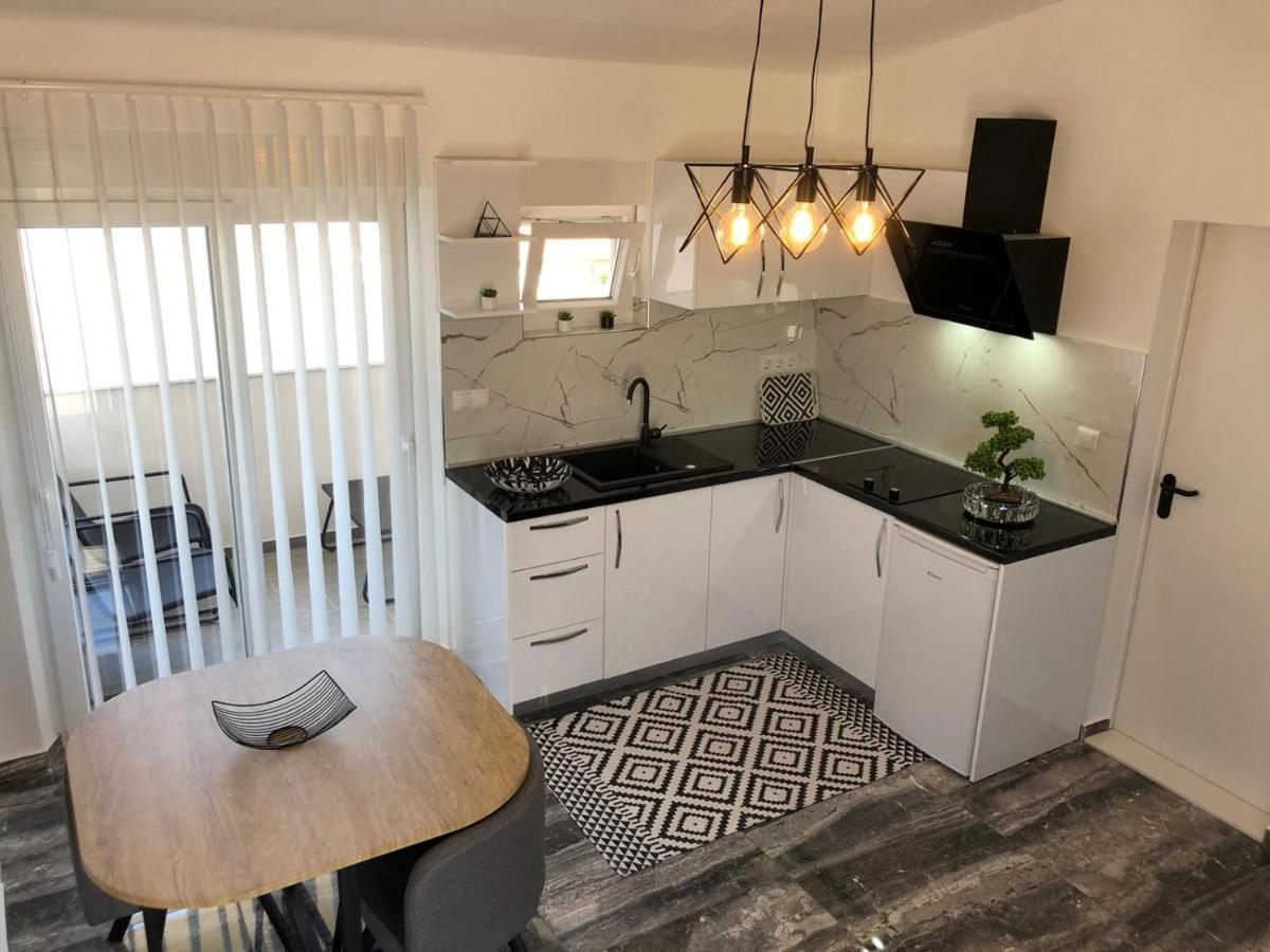 Apartman Luce Daire Bibinje Dış mekan fotoğraf